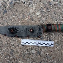 В Соль-Илецке в ходе конфликта из-за ДТП мужчина нанес пенсионеру ранение ножом