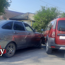 В Соль-Илецке на улице Цвиллинга столкнулись два автомобиля