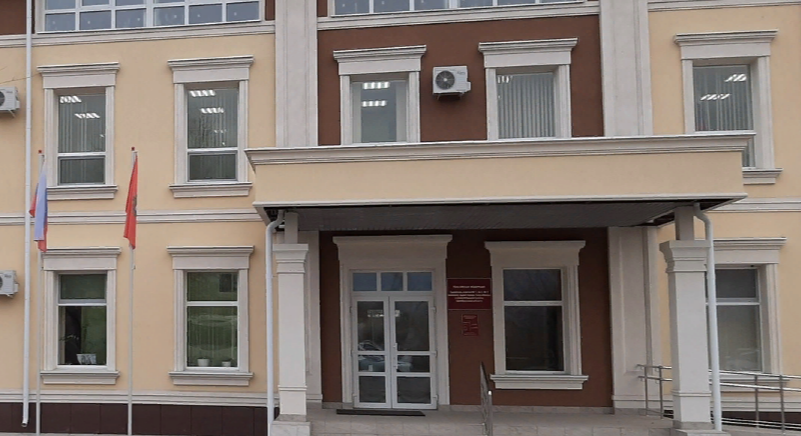 В Соль-Илецке девушка избила соседку