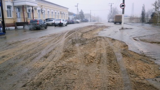 В Соль-Илецке улицу Уральскую открыли, но в порядок не привели