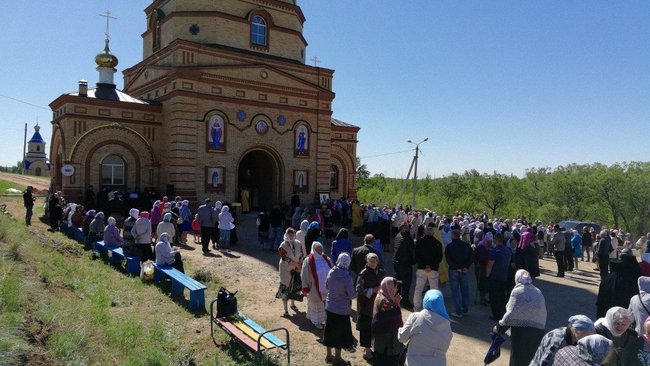 Паломники из Соль-Илецка побывали на открытии женского монастыря в Покровке 