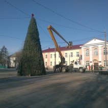 До открытия главной елки в Соль-Илецке осталось меньше месяца