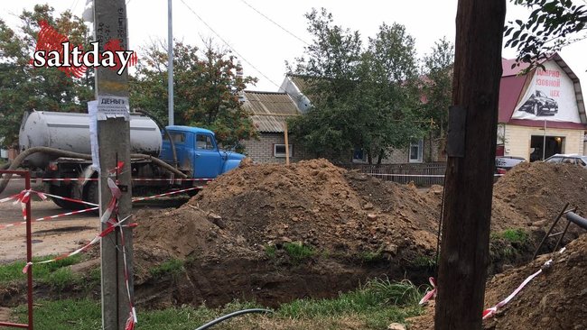 Жители центра Соль-Илецка вторые сутки сидят без воды