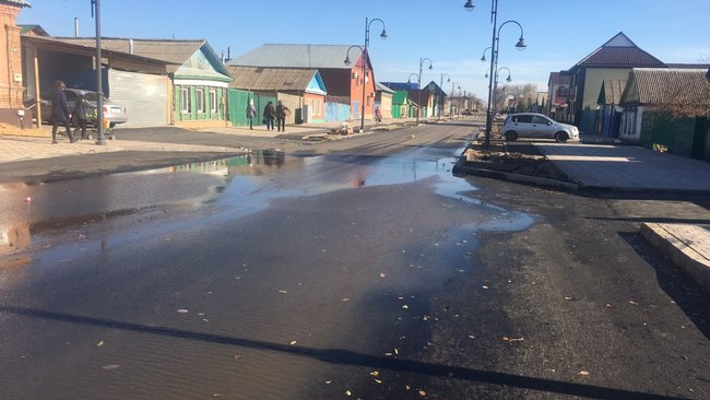 При реконструкции Крюковской в Соль-Илецке произошел сильный порыв