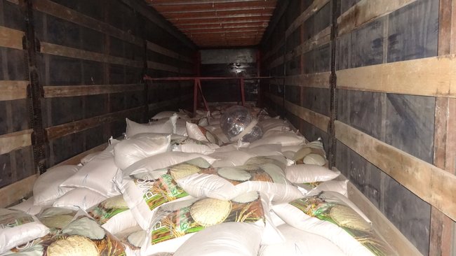 В Акбулаке задержали более 68 тонн подкарантинной продукции 