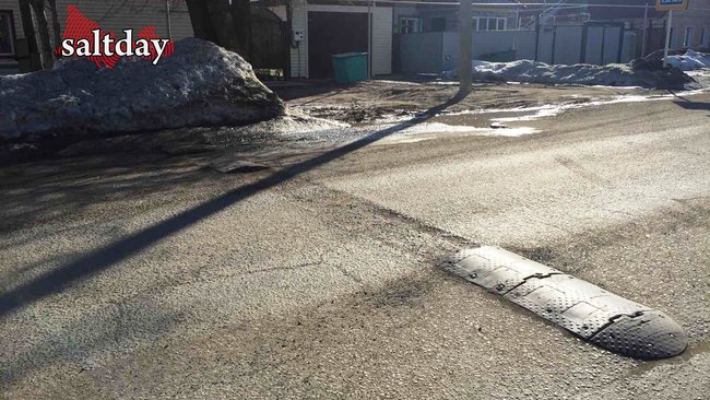 В Соль-Илецке пешеходный переход у школы №7 небезопасен для детей