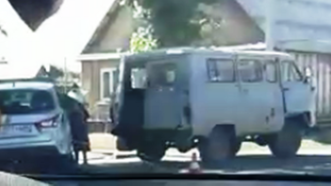 Три автомобиля столкнулись в центре Соль-Илецка