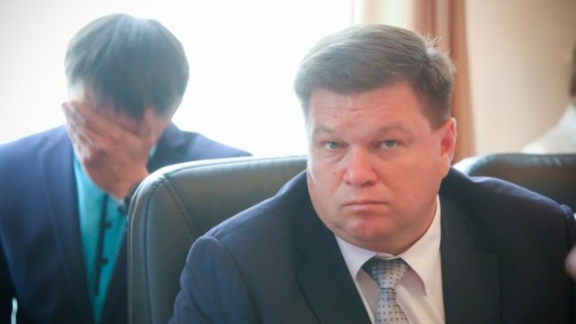 Что скрывает глава Соль-Илецка, не предоставляя отчет о работе? 