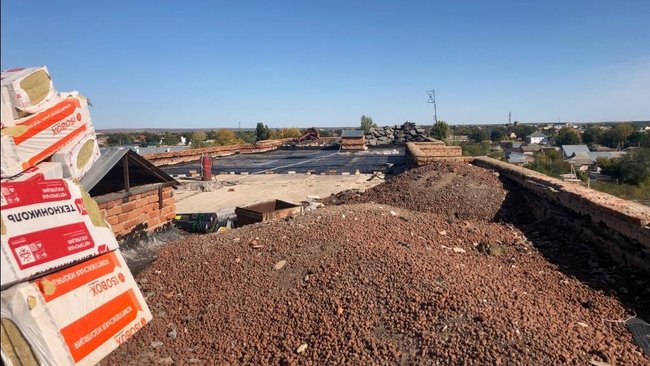 Прокуратура Соль-Илецка заставила подрядчика возобновить капремонт крыши 