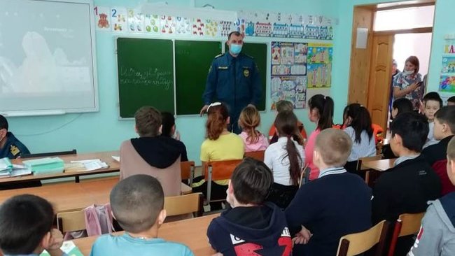 Детям в Соль-Илецке рассказали о правилах безопасности на воде