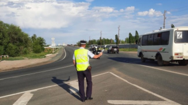 Соль-Илецкие автоинспекторы поговорили с байкерами о безопасности