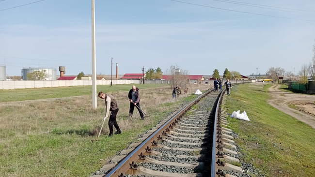 В Соль-Илецке до конца июля продлили весенний месячник чистоты