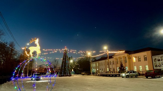 ОПРОС: Украшать город Соль-Илецк к Новому году?