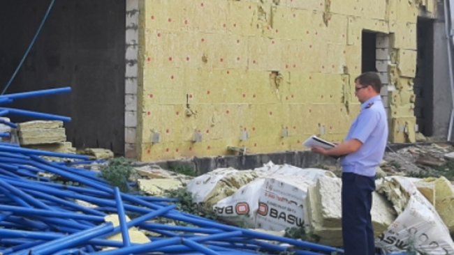 Следственный комитет возбудил уголовное дело по факту травмирования рабочего в Соль-Илецке