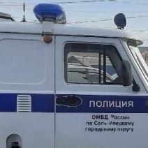 В Соль-Илецке собака не пускала жильцов дома в подъезд