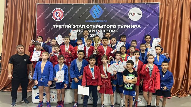 Спортсмены из Соль-Илецка завоевали два десятка наград на турнире по самбо