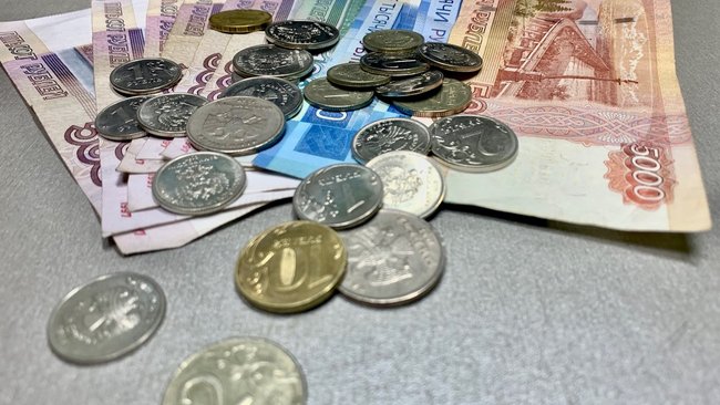 Житель Соль-Илецка похитил деньги прямо из купюроприемника банкомата