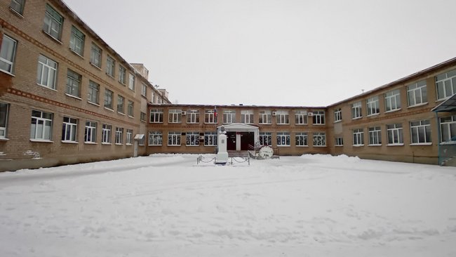 Глава Соль-Илецка о ремонте школы №4: «Я не знаю, почему вы не прошли»