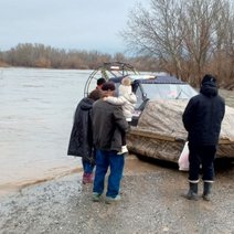 Из отрезанного от «большой земли» села в Соль-Илецком округе экстренно эвакуировали ребенка