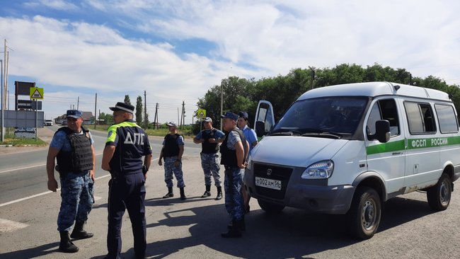 В Соль-Илецке сотрудники ГАИ искали злостных неплательщиков