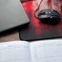 В школах Соль-Илецка попрощались с бумажным дневником