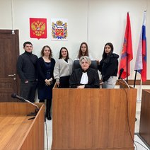 Учащиеся соль-илецкого техникума посетили судебные участки мировых судей