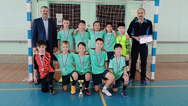 Соль-илецкая команда заняла второе место в финале первенства Оренбургской области по мини-футболу