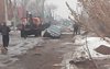 В Соль-Илецке автомобиль провалился в яму на перекрестке ул. Куликовской и Разина