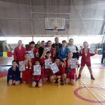 Соль-илецкая команда по самбо взяла первое место на турнире в Орске