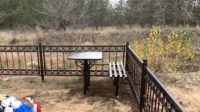 В Соль-Илецком округе заменят ограждения на кладбищах 