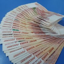 В Соль-Илецке сотрудница салона связи осуждена за серию краж с банковских счетов клиентов 
