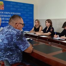 В Соль-Илецке на комиссию вызвали родителей и детей, пойманных за рулем мотоциклов и мопедов