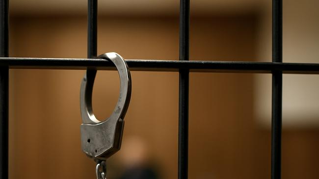 Житель Соль-Илецка не захотел отрабатывать наказание и отправился за решетку