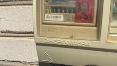 Житель Соль-Илецка воровал у соседа электроэнергию для полива поля