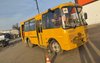 В Соль-Илецке произошло ДТП со школьным автобусом: пострадала 17-летняя девушка