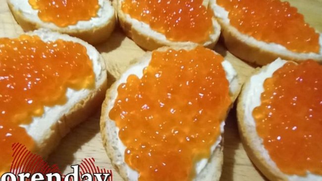 Оренбуржцам напомнили, как выбрать безопасную икру к новогоднему столу