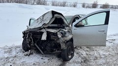 Около Соль-Илецка в результате столкновения автомобилей Renault Logan и Datsun On-DO пострадали 2 человека