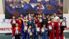 Юные бойцы из Соль-Илецка привезли из Балаково десятки медалей