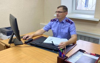 Под Соль-Илецком директор школы за отдельную плату покровительствовала учителю