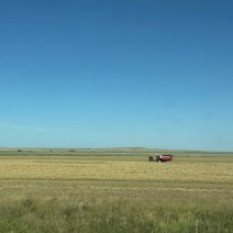 Соль-Илецкий округ в лидерах по боронованию полей в Оренбургской области