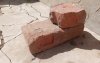 В Соль-Илецке мужчина разбил окно кирпичом и угрожал хозяину дома ножом
