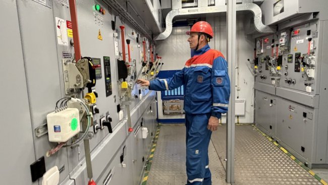 В Соль-Илецке к началу курортного сезона реконструировали распределительный пункт электроснабжения