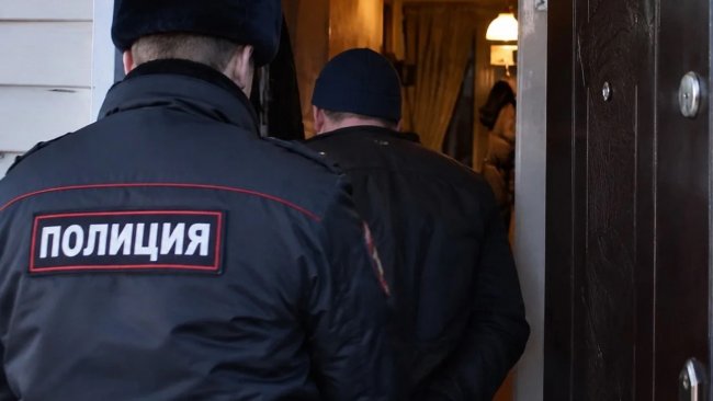 В Соль-Илецке пьяный мужчина забрался в чужой дом, чтобы выпить