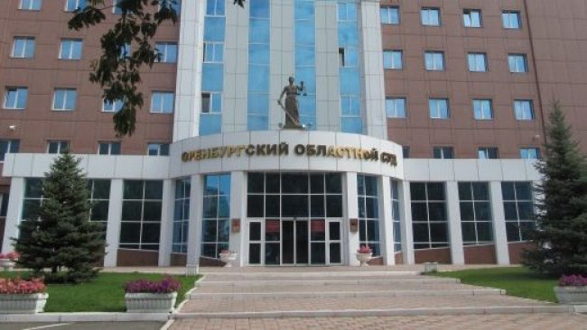 Апелляционный суд оставил в силе приговор соль-илечанке за оскорбление и избиение полицейского